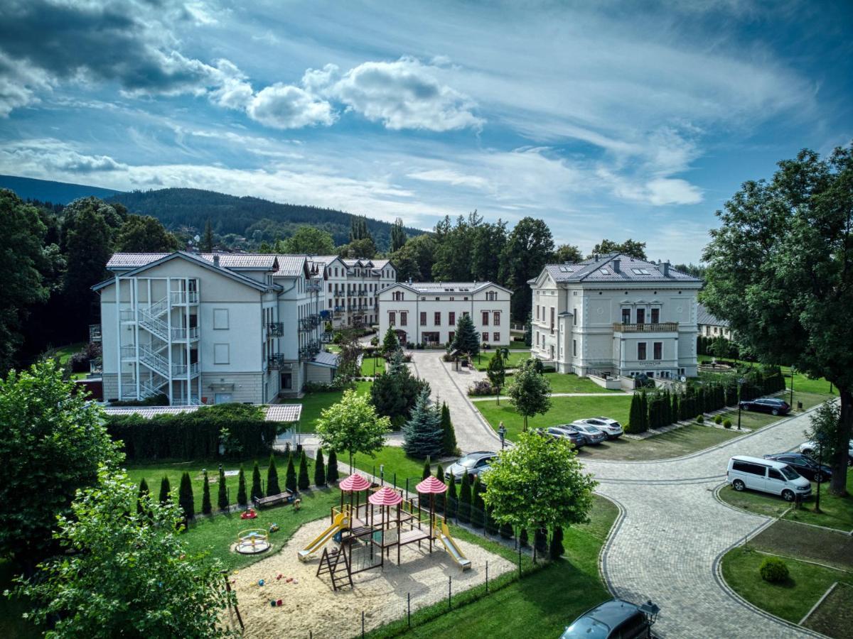 Cottonina Hotel & Mineral Spa Resort Świeradów-Zdrój Exteriér fotografie